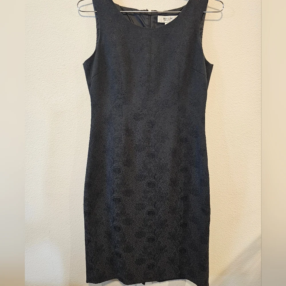 Size 6 Jones Studio Separates Little Black Dress
